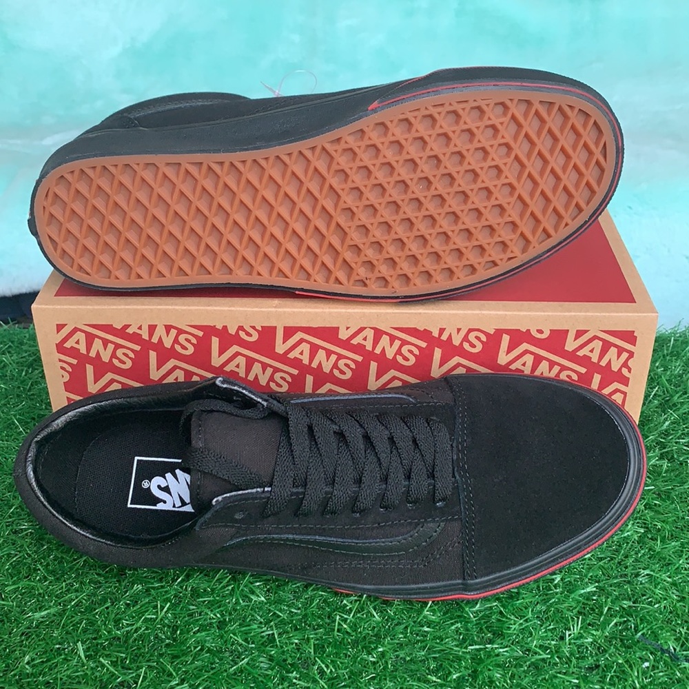 VANS MEN’S OLD SKOOL FLAME WALL Black/Black Old Skool
(Flame Wall) 
VN0A38G1Q8Q - Picture 3 of 16